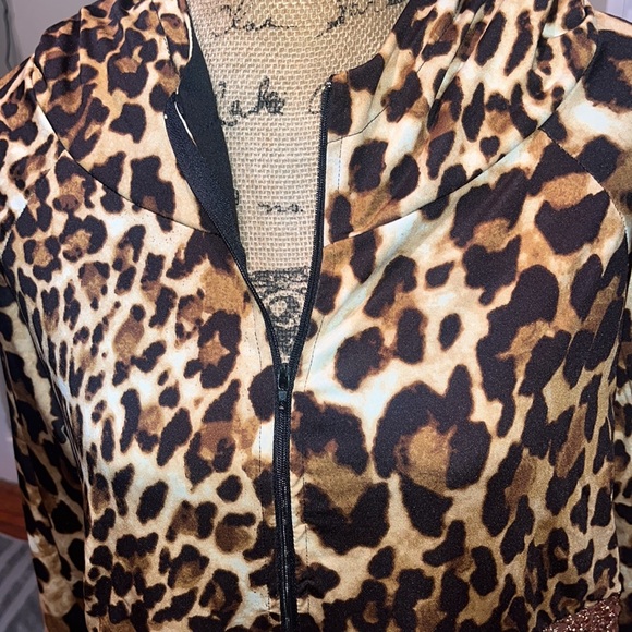 3x hoodie - Picture 3 of 7